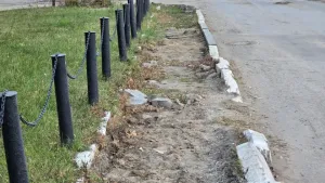 В Саратове подходы к оперному театру остаются разбитыми