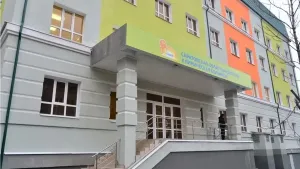 Недоношённую девочку из Саратовской области отправили на операцию в Москву