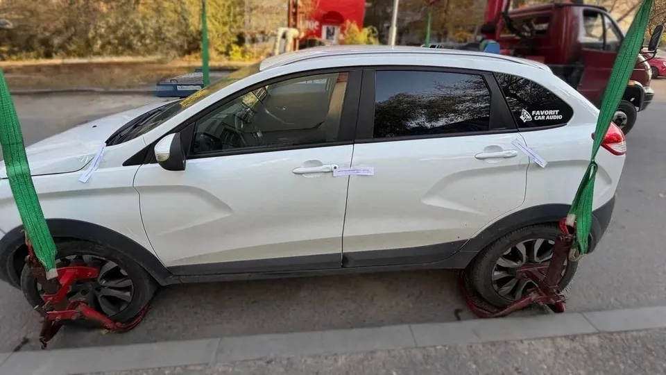 В Саратове у должницы арестовали Lada XRAY по займу под 72%