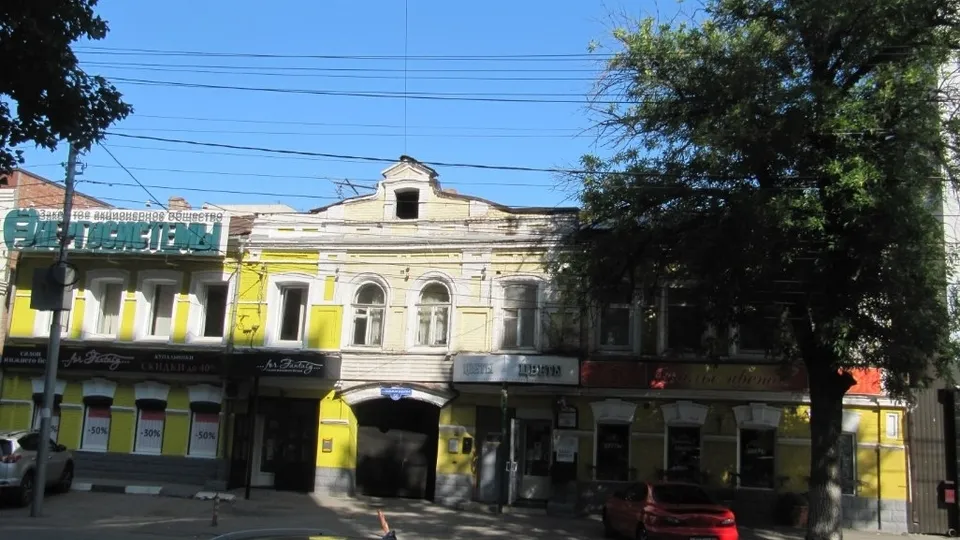В центре Саратова снесут аварийный дом на Большой Казачьей