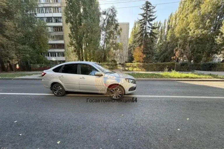 На улице Симбирцева в Саратове Lada Granta сбила 11-летнего мальчика